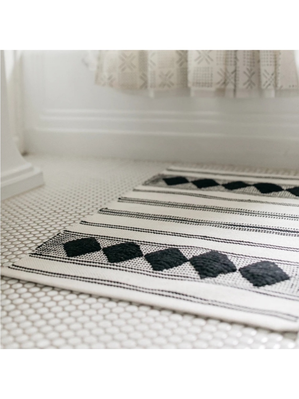Caravan Woven Rug - Picture 3 of 7